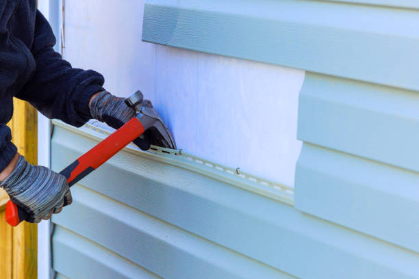 Trusted Emergency Siding Repair service in Marengo, IL - Creative Siding